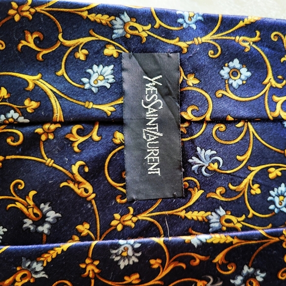 Yves Saint Laurent Vintage Tie - Picture 4 of 9